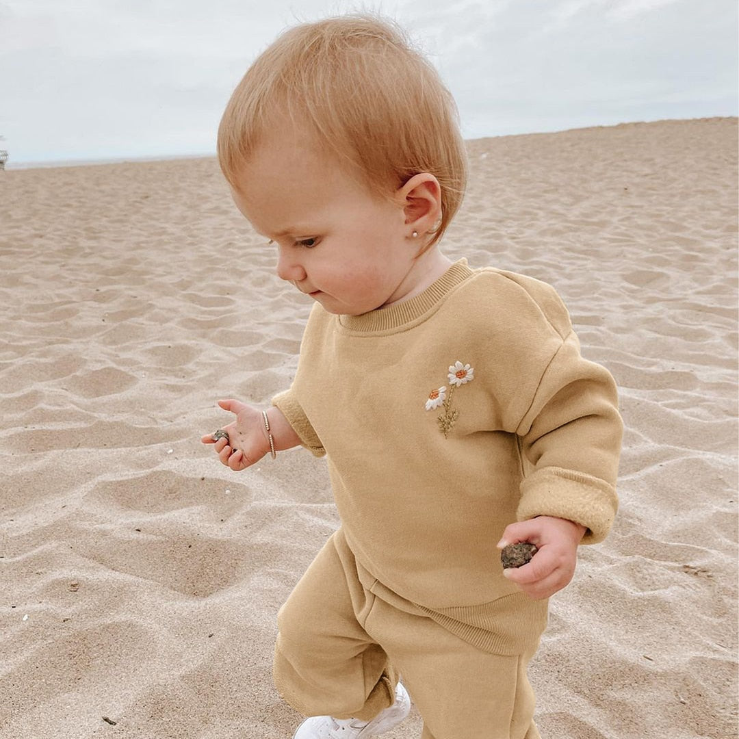 Baby Girls Daisy Pullover + Jogger Pants