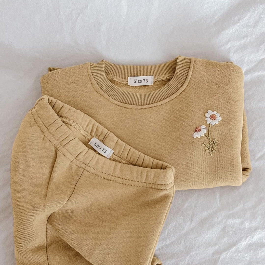 Baby Girls Daisy Pullover + Jogger Pants